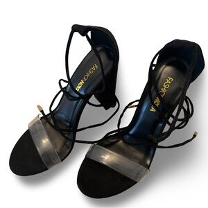 Fashion Nova 4” High Block Heel Wrap Around Sandals Size 6 Black